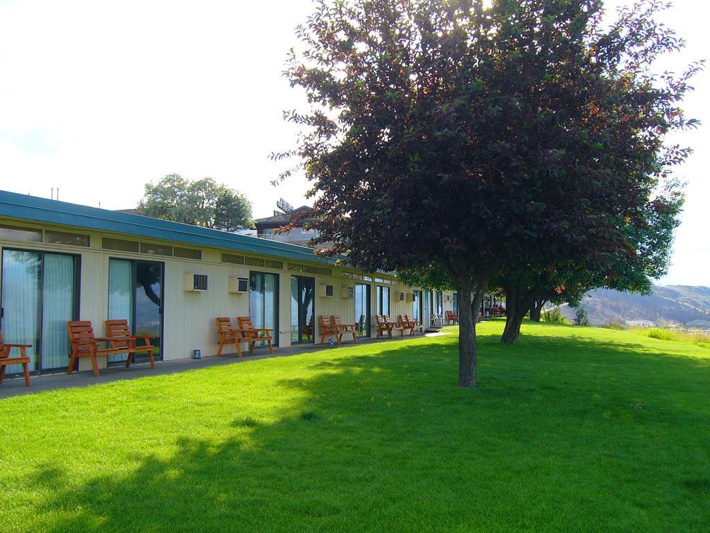Hospitality Inn Kamloops Exterior foto